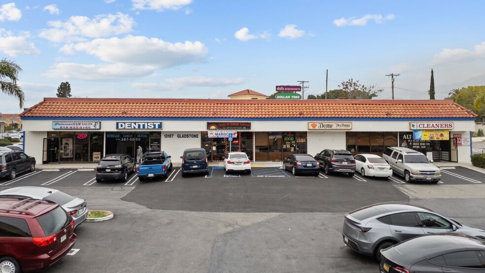 More Photos Of 13185 Gladstone Ave, Sylmar General Retail For Sale