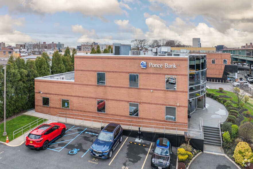 More Photos Of 2244 Westchester Ave, Bronx Office For Sale