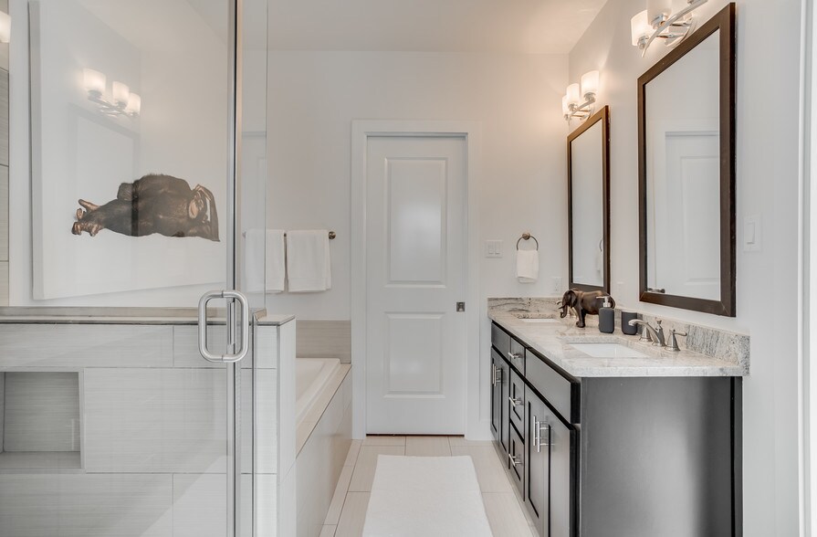 More Photos Of 4950 Cedar Springs Rd, Dallas Apartments For Sale