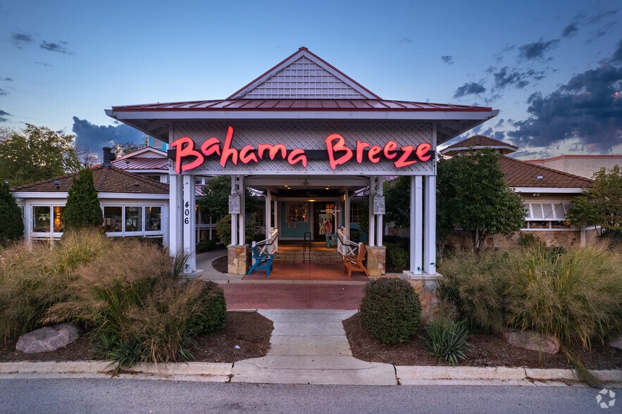 More Photos Of 406 E Golf Rd, Schaumburg Restaurant For Sale