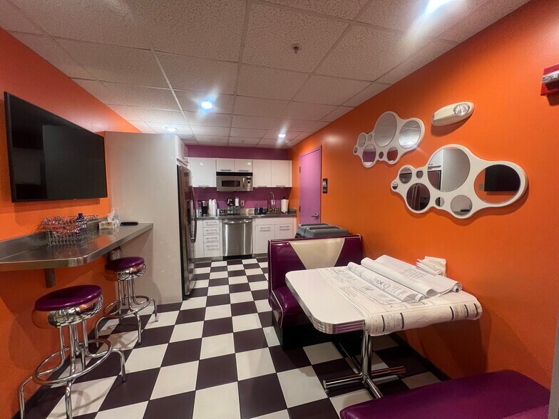 More Photos Of 1208 E Kennedy Blvd, Tampa Apartments For Sale