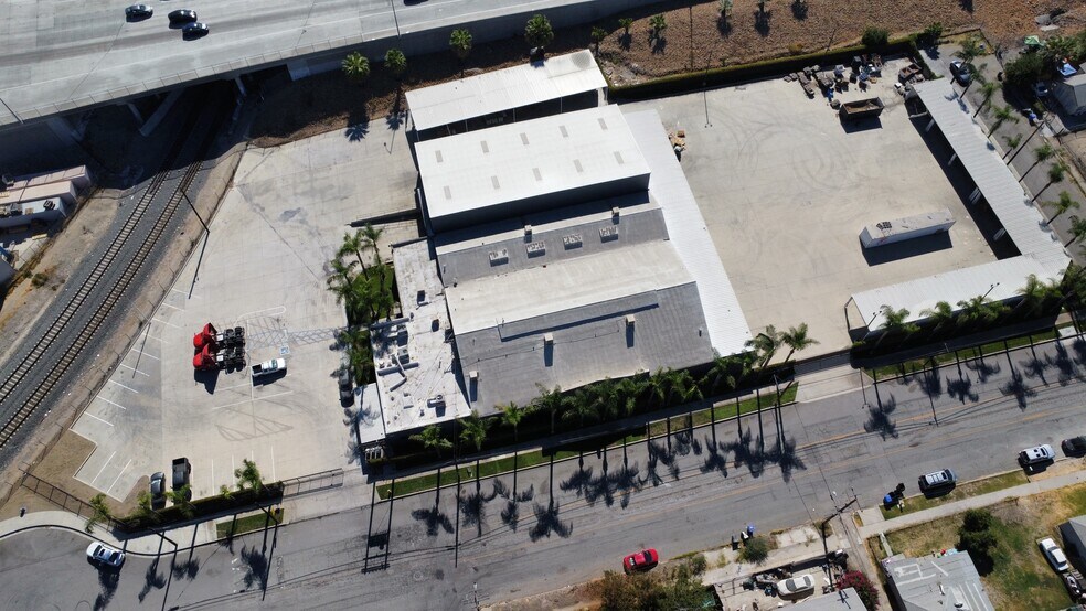 More Photos Of 131 S I St, San Bernardino Warehouse For Sale