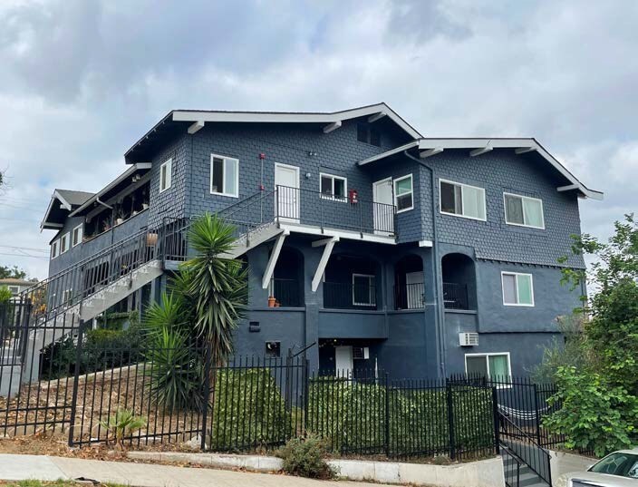 More Photos Of 1625 Vineyard Ave, Los Angeles Apartments For Sale