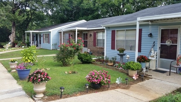 Primary Photo Of 6015 Weaver Rd, Anniston Apartments For Sale