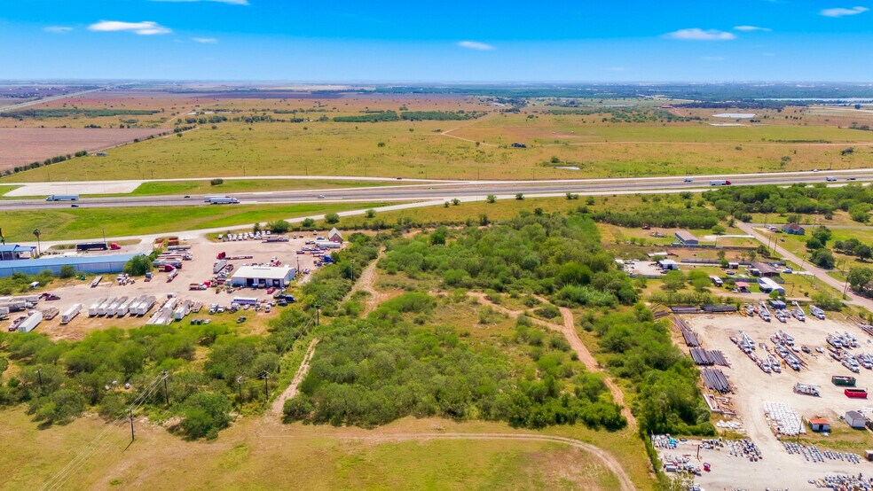 More Photos Of 2904 US Highway 59 Hwy, Victoria Land For Sale