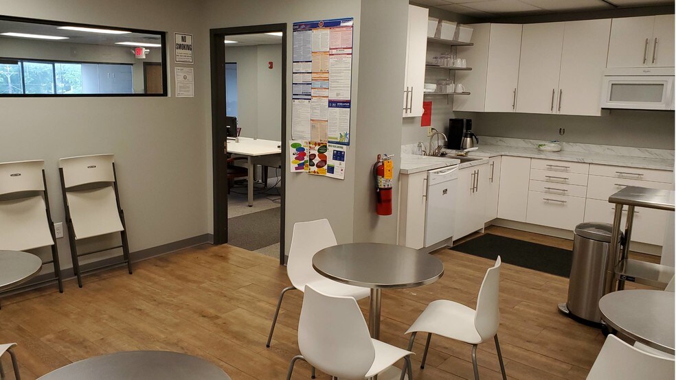 More Photos Of 580 S High St, Columbus Office For Sale