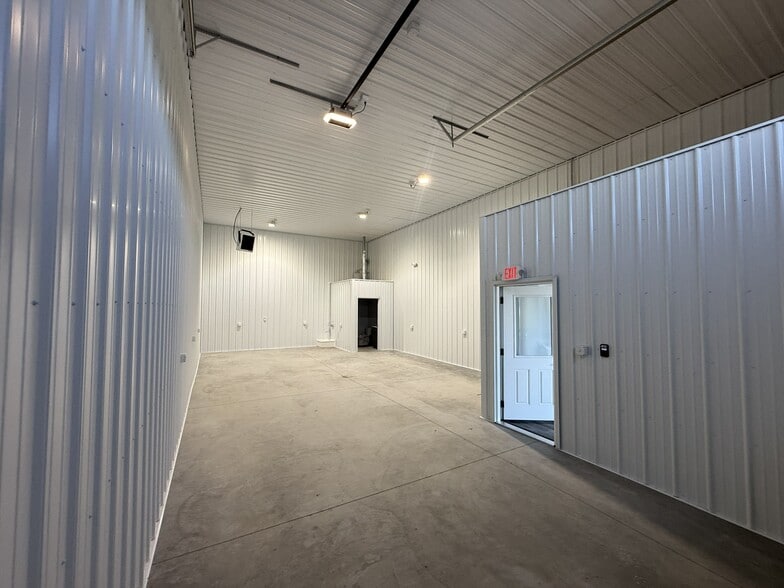 More Photos Of 699 Hopewell Dr, Heath Unknown For Lease