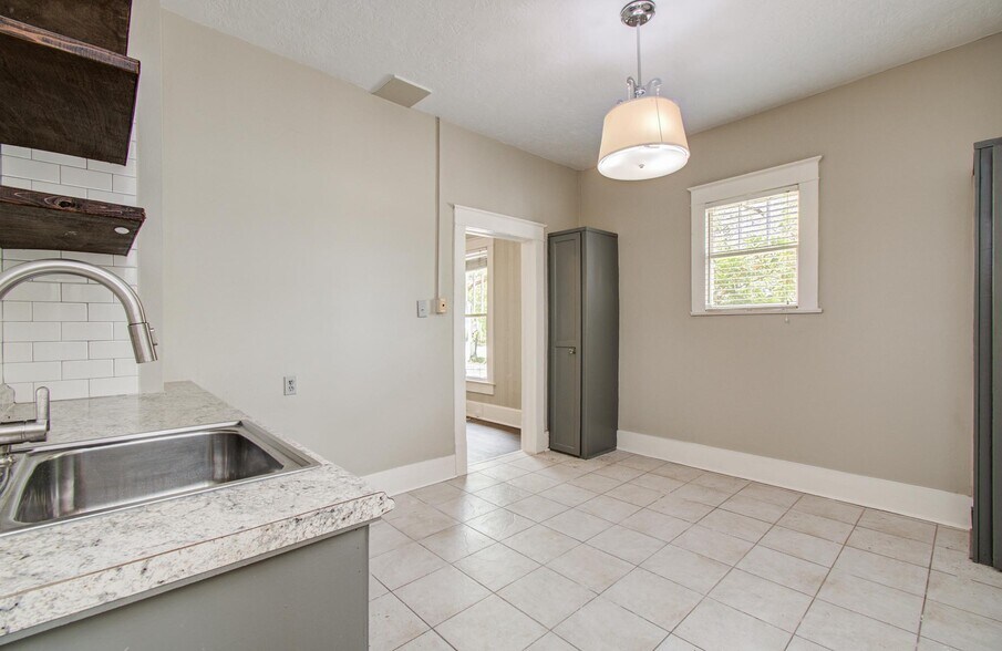 More Photos Of , League City Office For Sale