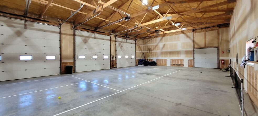 More Photos Of 3101 Vaughn Rd, Great Falls Flex For Sale