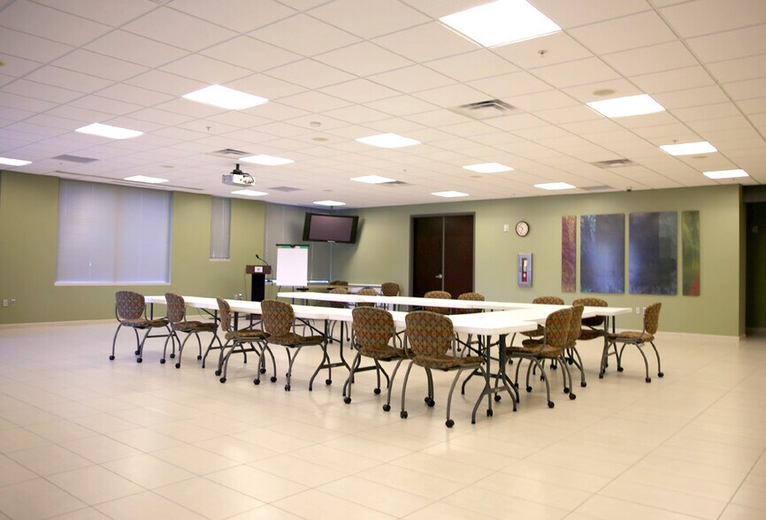 More Photos Of 1000 Primera Blvd, Lake Mary Office For Lease