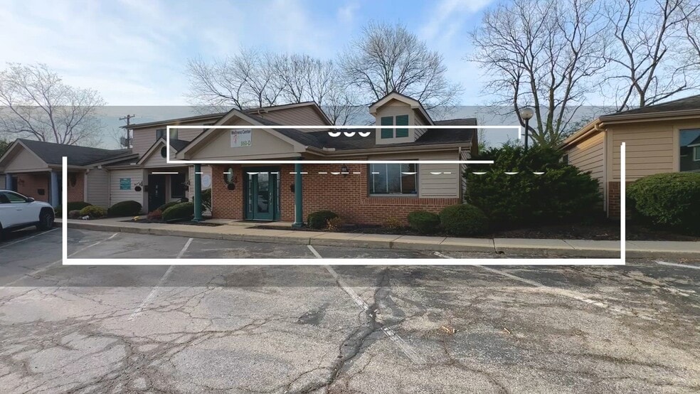 Primary Photo Of 860 E Franklin St, Dayton Medical For Sale