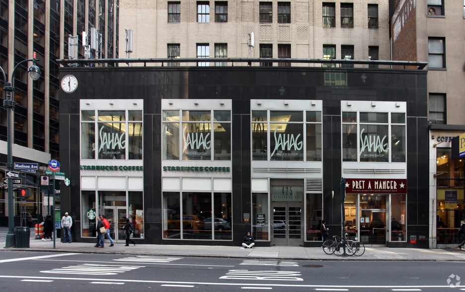 More Photos Of 425 Madison Ave, New York Office For Lease