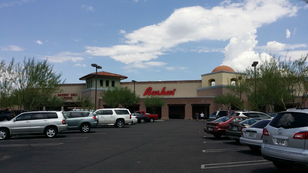 More Photos Of 15310 N Oracle Rd, Catalina Unknown For Lease