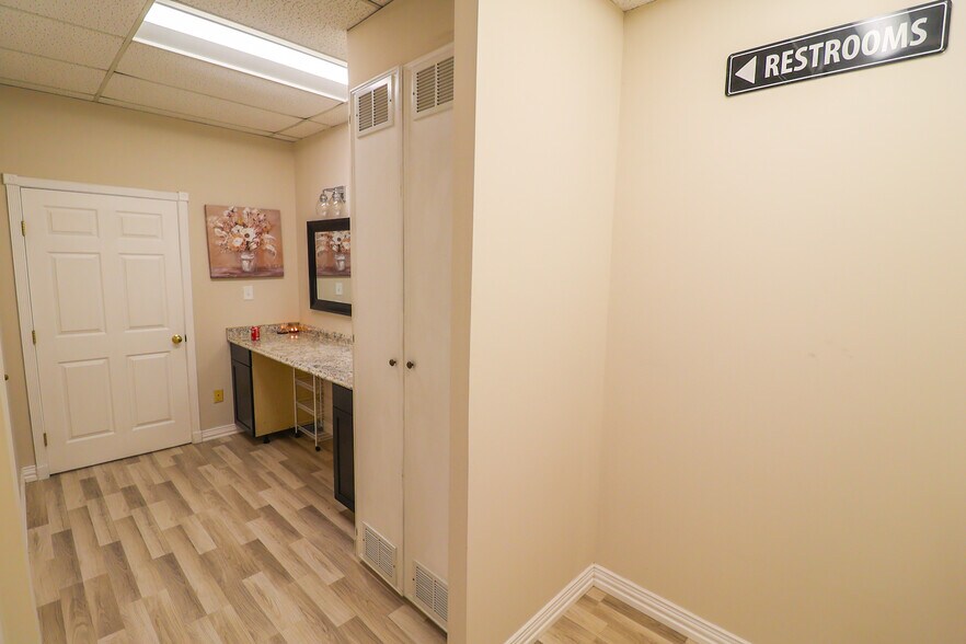 More Photos Of 13131 Champions Dr, Houston Medical For Lease