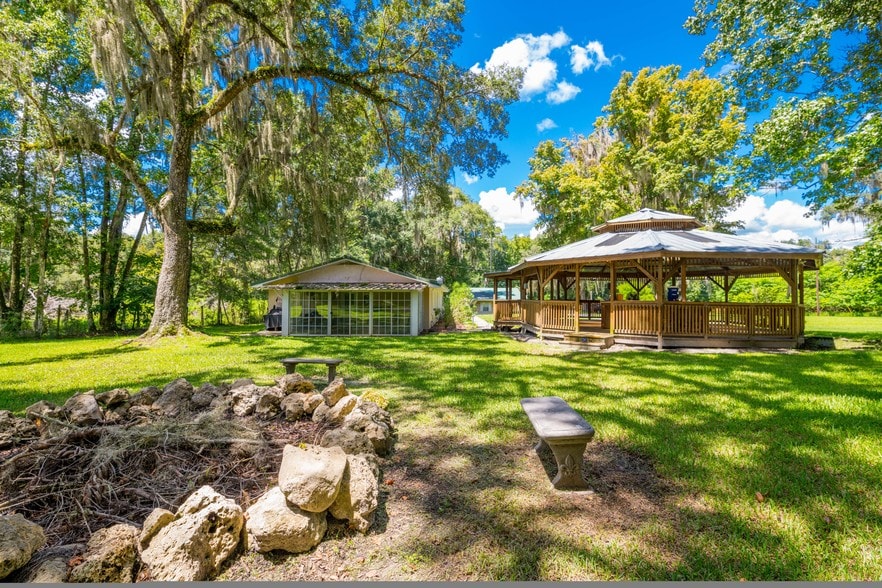 More Photos Of 15458 Snow Memorial Hwy, Brooksville Assisted Living For Sale