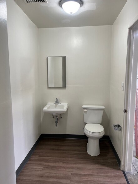 More Photos Of 2518 Seaman Ave, South El Monte Warehouse For Sale
