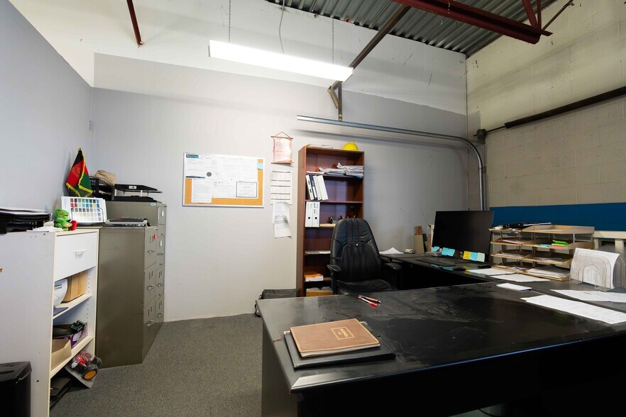 More Photos Of 13308 76th Ave, Surrey Warehouse For Sale