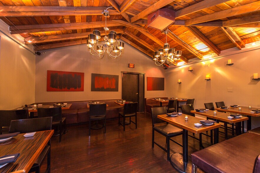 More Photos Of 12223 W Washington Blvd, Los Angeles Restaurant For Lease