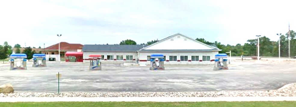 More Photos Of 10253 Pierce Rd, Freeland General Retail For Sale