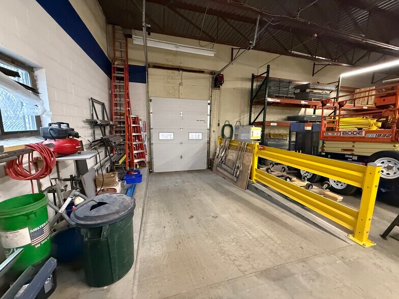 More Photos Of 72 Cedar Hill St, Marlborough Manufacturing For Lease