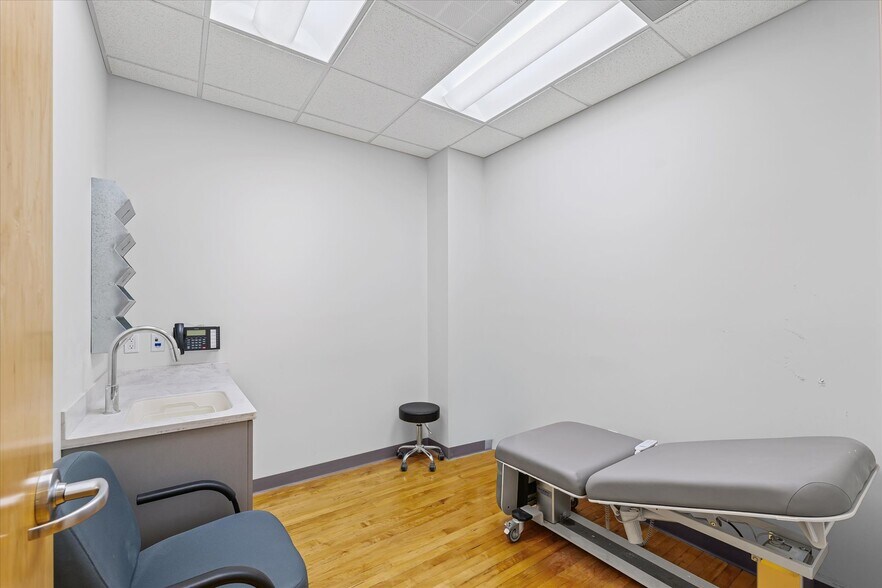 More Photos Of 110 W Main St, Urbana Storefront Retail Office For Sale