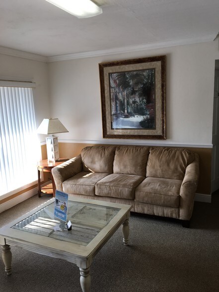 More Photos Of 407 Lake Howell Rd, Maitland Medical For Sale