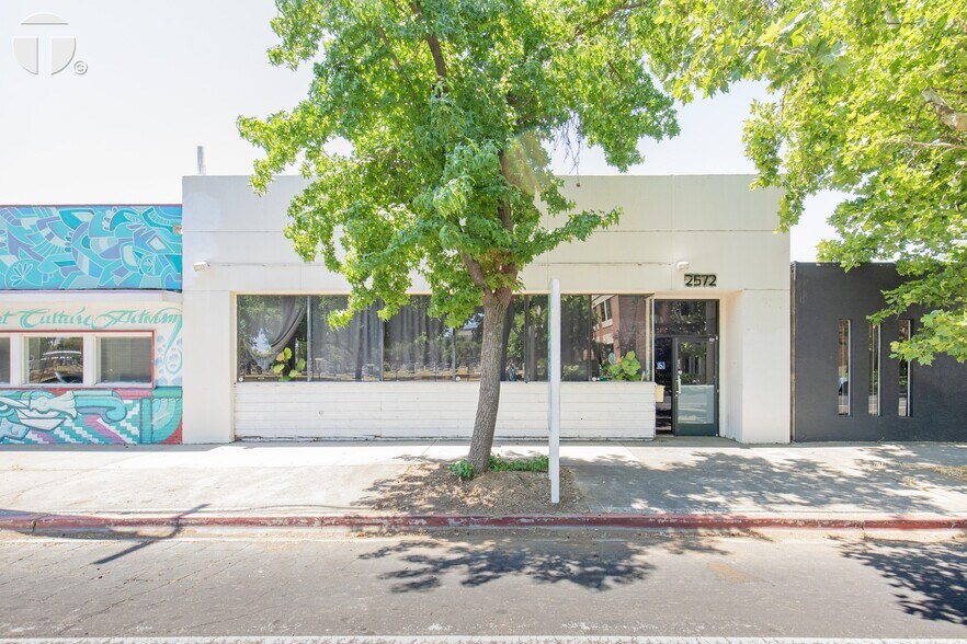 More Photos Of 2572 21st St, Sacramento General Retail For Sale