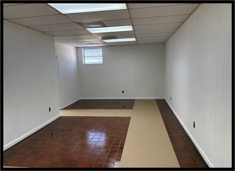 More Photos Of 220 Sunbeam Rd, Spartanburg Distribution For Sale