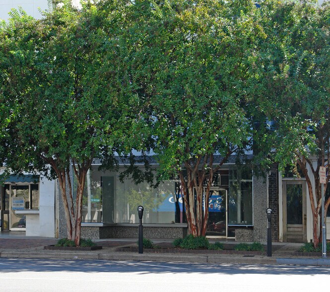 More Photos Of 72 Dexter Ave, Montgomery Storefront For Sale