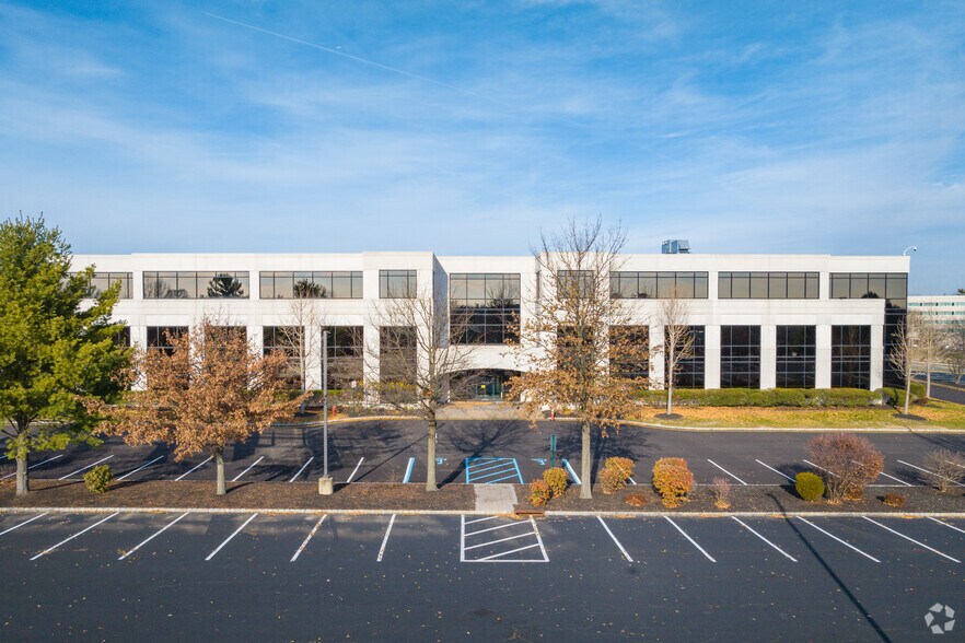More Photos Of 11 Waterview Blvd, Parsippany Office For Sale