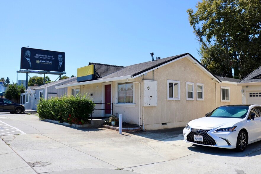 More Photos Of 521 S Bascom Ave, San Jose Office For Sale