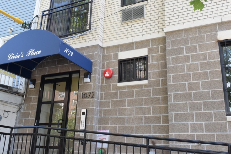 More Photos Of 1072 University Ave, Bronx Apartments For Sale