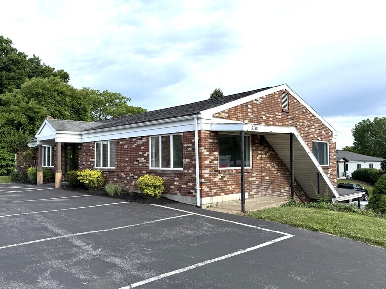 More Photos Of 2507 US Route 11, La Fayette Storefront Retail Office For Lease