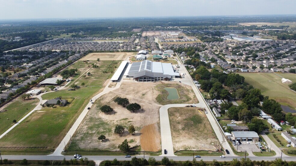 More Photos Of 14857 Grant Rd, Cypress Industrial For Lease