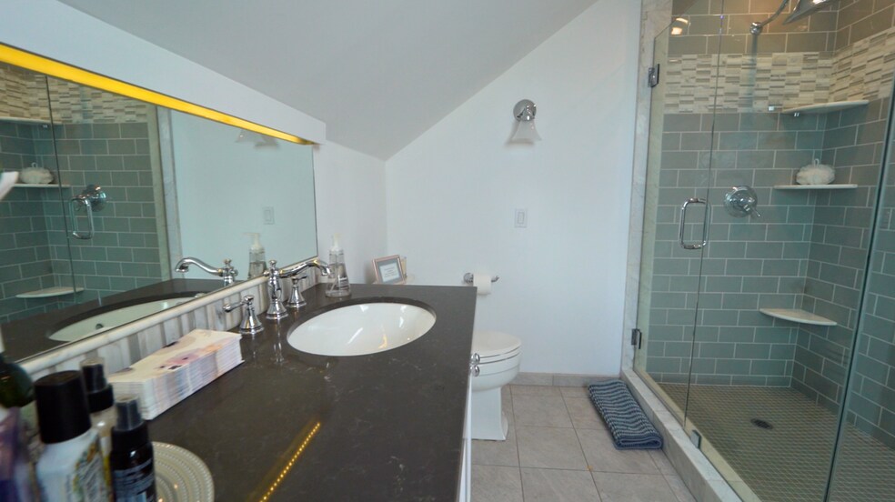 More Photos Of 17066 Palmdale Ln, Huntington Beach Land For Lease