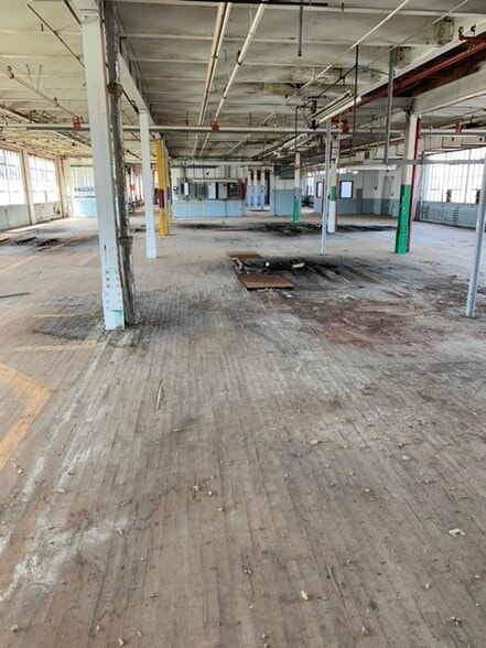 More Photos Of 36 Railroad Ave, Frewsburg Manufacturing For Sale