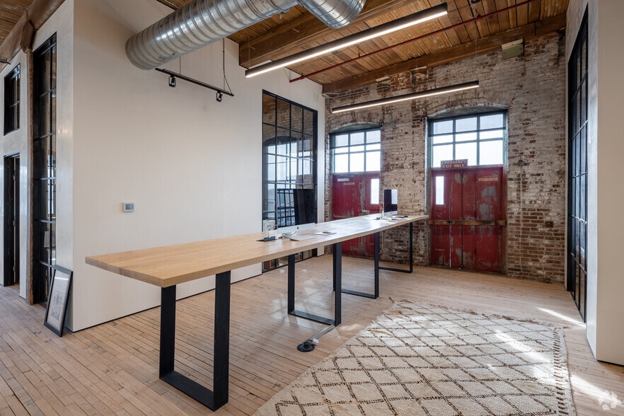 More Photos Of 1 N Johnston Ave, Hamilton Loft Creative Space For Lease