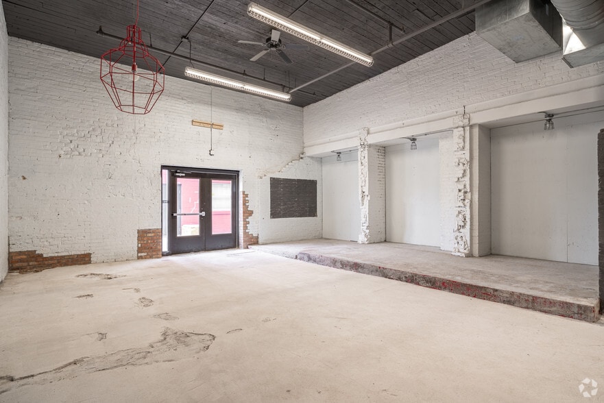More Photos Of 1209 Tyler St NE, Minneapolis Manufacturing For Lease