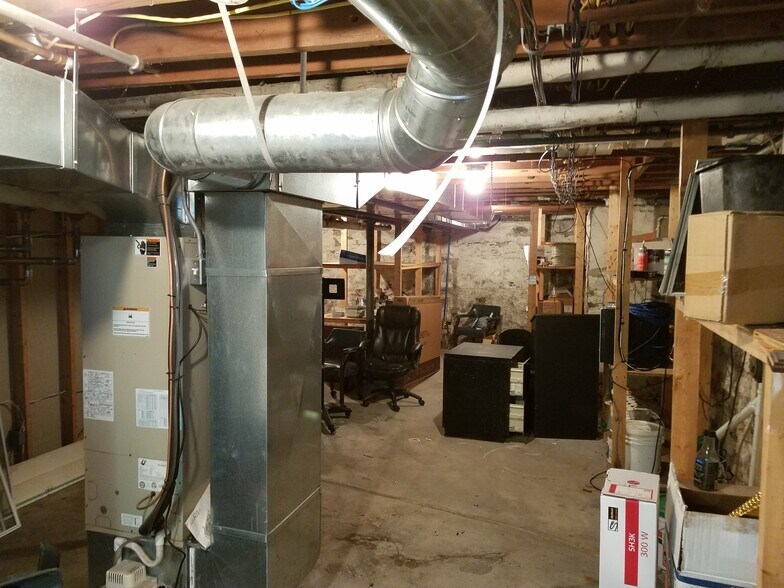 More Photos Of 5684 Main St, Williamsville Loft Creative Space For Sale