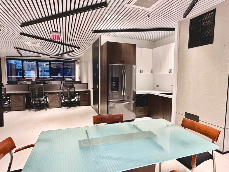 More Photos Of 44 W 37th St, New York Office For Lease