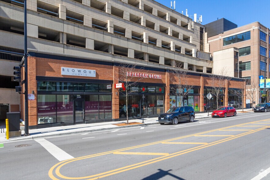 More Photos Of 2376-2380 N Lincoln Ave, Chicago Unknown For Lease