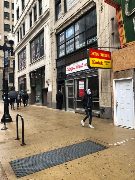 More Photos Of 234 S Wabash Ave, Chicago Office For Sale