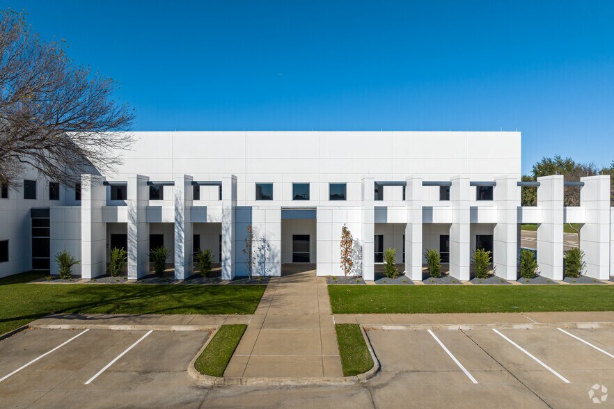 More Photos Of 4101 International Pky, Carrollton Office For Lease