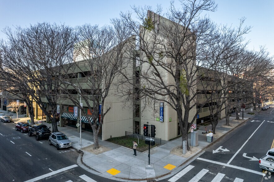 More Photos Of 1221-1233 J St, Sacramento Parking Garage For Lease
