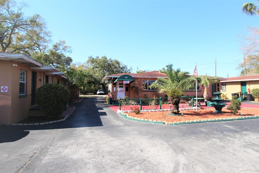 More Photos Of 7330 4th St N, Saint Petersburg Hotel For Sale