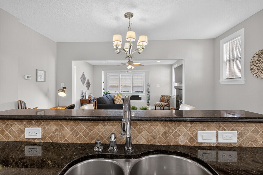 More Photos Of 1710 River Rd, Jacksonville Apartments For Sale