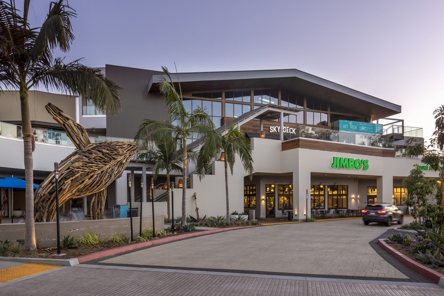 More Photos Of 3433-3545 Del Mar Heights Rd, San Diego Unknown For Lease