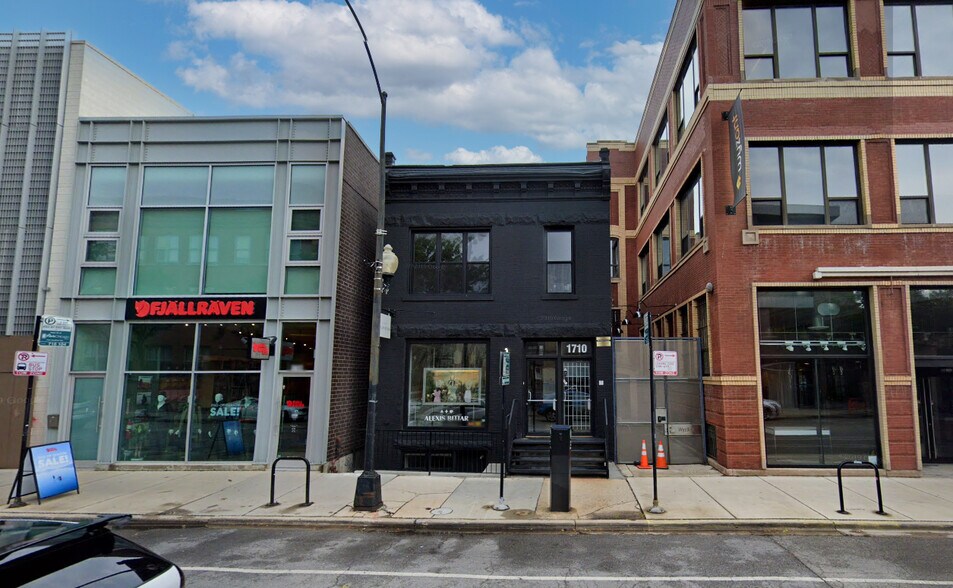 More Photos Of 1708 N Damen ave, Chicago Storefront Retail Residential For Lease
