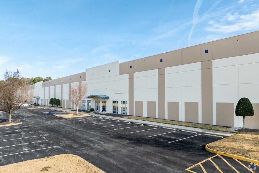 Primary Photo Of 6950 Harbour View Blvd, Suffolk Warehouse For Lease
