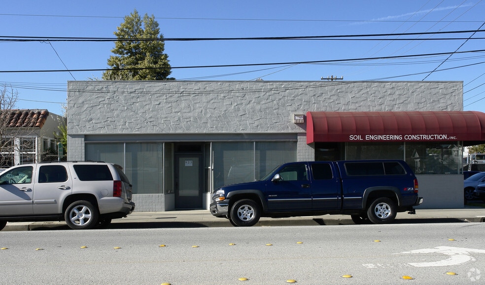 More Photos Of 923-927 Arguello St, Redwood City Flex For Lease